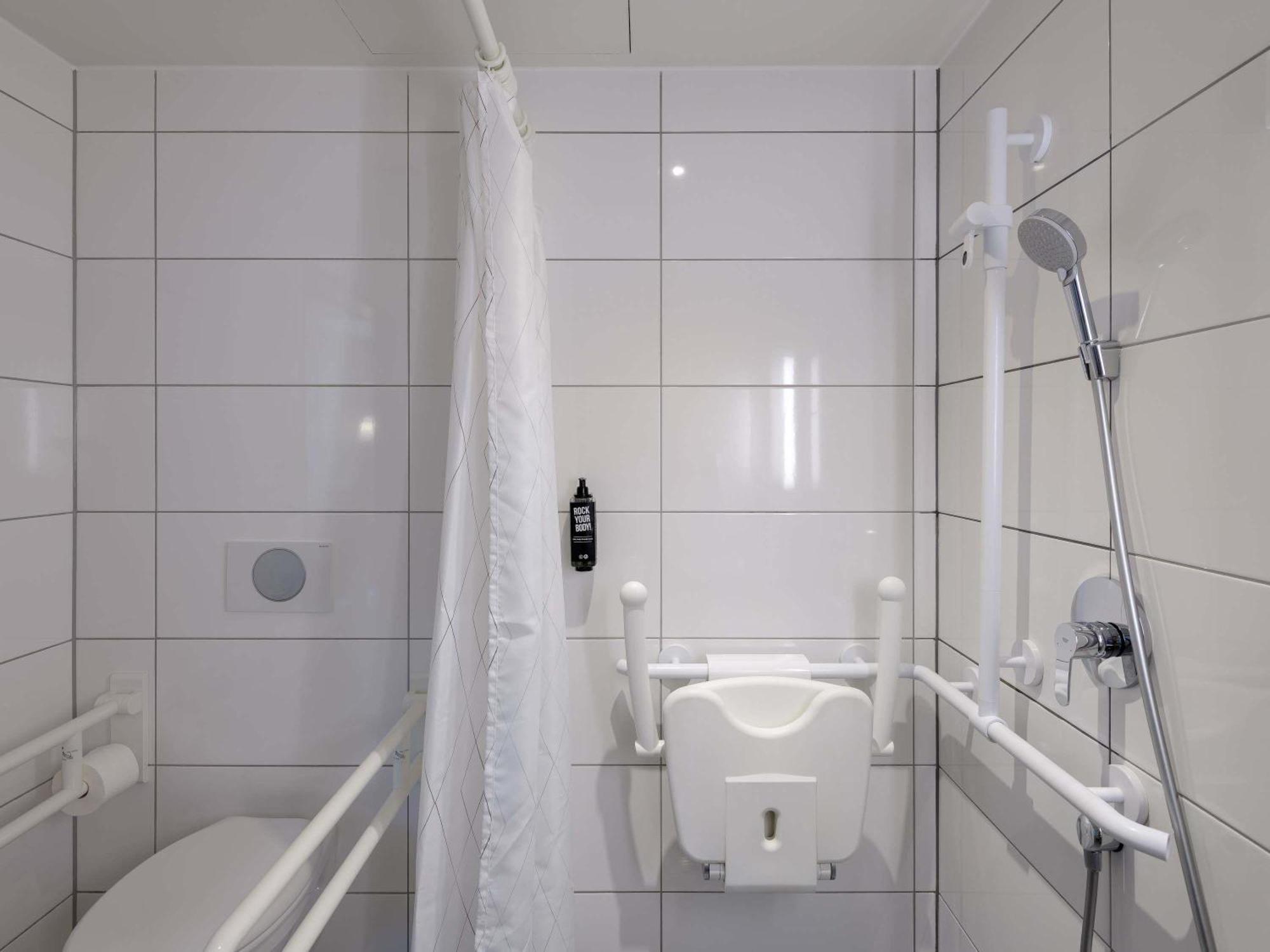 Double Room Disability Access,1742898417:JPEG
